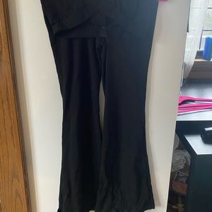 V Waist Black Flair Leggings
